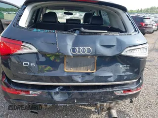 2016 Audi Q5 Premium Plus z VIN WA1L2AFP4GA120397, wystawiony jako IAAI lot #42482873 z przebiegiem 44 275 mil mil oraz . Historia ofert i sprzedaży dostępna na DreamBid. Obrazek 6.