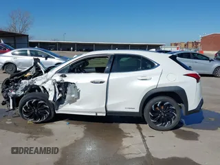 2020 Lexus UX 250h with VIN JTHP9JBH4L2024838, listed as a IAAI auction lot 41479996 with 72,259 mi miles and . Bid and sale history available at DreamBid. Image 14.