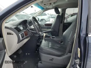 2009 Chrysler Town & Country Touring with VIN 2A8HR54X79R645544, listed as a Copart auction lot 44795395 with 132,044 mi miles and Salvage Title. Bid and sale history available at DreamBid. Image 7.