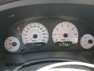 2007 Dodge Grand Caravan SE with VIN 1D4GP24R97B131542, listed as a Copart auction lot 52288185 with 203,695 mi miles and Salvage Title. Bid and sale history available at DreamBid. Image 9.