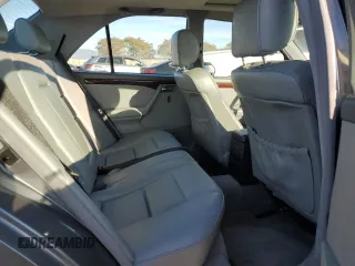 1997 Mercedes-Benz C with VIN WDBHA23E7VF545229, listed as a Copart auction lot 43518335 with 153,158 mi miles and Salvage title. Bid and sale history available at DreamBid. Image 10.