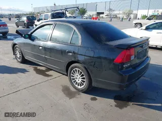 2005 Honda Civic Sdn EX with VIN 2HGES26765H550047, listed as a IAAI auction lot 41895885 with 258,553 mi miles. Bid and sale history available at carsss.com. Image 3.