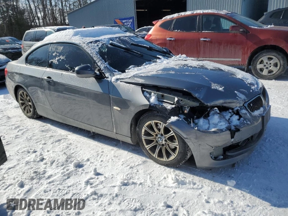 2011 BMW 3 Series 328i with VIN WBAKE3C56BE441864, listed as a Copart auction lot 43644265 with 200,676 mi miles and Clean Title. Bid and sale history available at carsss.com. Image 4.