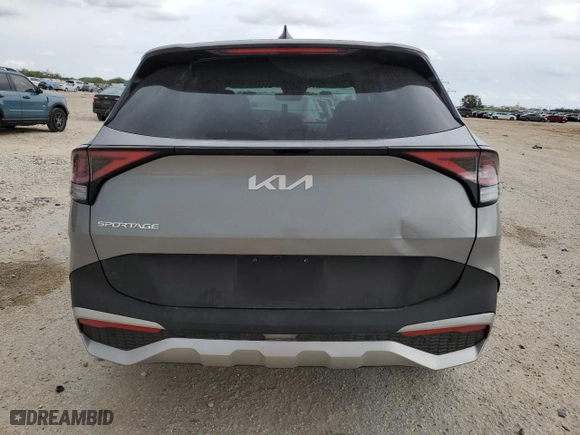 2024 Kia Sportage LX with VIN KNDPU3DF0R7317171, listed as a Copart auction lot 80146804 with 4,618 mi miles and Salvage Title. Bid and sale history available at carsss.com. Image 6.