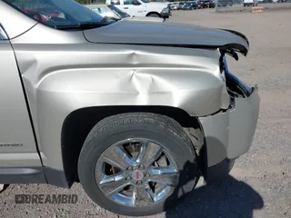 2015 GMC Terrain SLE с VIN 2GKFLWEK7F6191676, выставлен на аукционе IAAI как лот 40430136 с пробегом 108 902 миль миль и . История ставок и продаж доступна на DreamBid. Изображение 17.