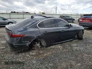 2021 Alfa Romeo Giulia Ti with VIN ZARFANBNXM7641463, listed as a Copart auction lot 42872425 with 47,471 mi miles and Salvage title. Bid and sale history available at DreamBid. Image 3.