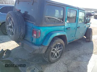 2024 Jeep Wrangler Sport S z VIN 1C4RJXN60RW254747, wystawiony jako IAAI lot #41428706 z przebiegiem 13 642 mil mil oraz . Historia ofert i sprzedaży dostępna na DreamBid. Obrazek 4.