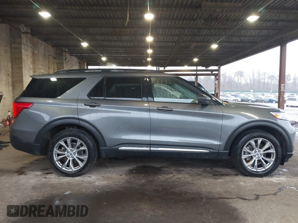2022 Ford Explorer XLT with VIN 1FMSK8DH8NGB25128, listed as a IAAI auction lot 41966881 with 19,190 mi miles and . Bid and sale history available at DreamBid. Image 13.