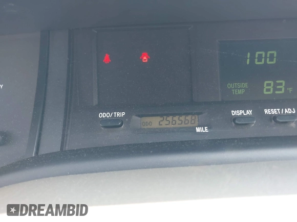 2000 Toyota Avalon XL z VIN 4T1BF28B2YU102103, wystawiony jako IAAI lot #42441529 z przebiegiem 256 568 mil mil oraz . Historia ofert i sprzedaży dostępna na DreamBid. Obrazek 7.