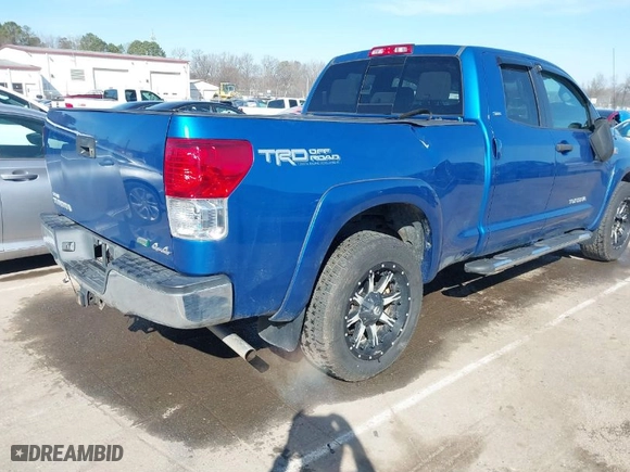 2010 Toyota Tundra 4WD Truck with VIN 5TFUW5F11AX143609, listed as a IAAI auction lot 41498326 with 140,716 mi miles. Bid and sale history available at carsss.com. Image 4.