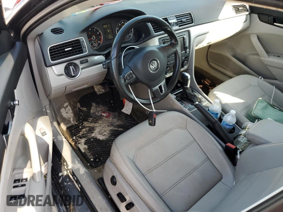 2015 Volkswagen Passat Limited Edition with VIN 1VWAT7A32FC079205, listed as a Copart auction lot 61529005 with 104,355 mi miles and Salvage title. Bid and sale history available at DreamBid. Image 7.