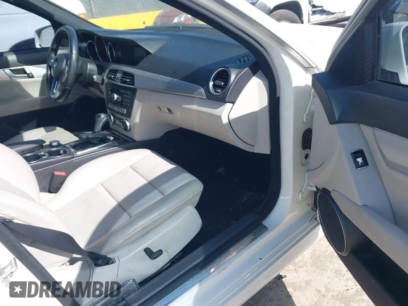 2012 Mercedes-Benz C-Class C 250 Sport with VIN WDDGF4HB5CR223120, listed as a IAAI auction lot 42119994 with 158,098 mi miles. Bid and sale history available at carsss.com. Image 5.