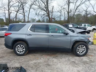 2020 Chevrolet Traverse LS with VIN 1GNERFKW2LJ201646, listed as a IAAI auction lot 41488925 with 67,984 mi miles. Bid and sale history available at carsss.com. Image 14.