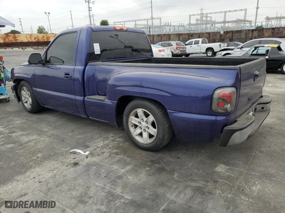 2000 Chevrolet Silverado 1500 with VIN 1GCEC14W3YZ282644, listed as a Copart auction lot 75005224 with 151,319 mi miles and Salvage Title. Bid and sale history available at carsss.com. Image 2.