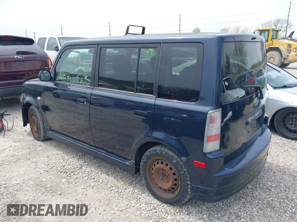2006 Scion xB with VIN JTLKT324764122488, listed as a IAAI auction lot 42040530 with 196,417 mi miles. Bid and sale history available at carsss.com. Image 3.