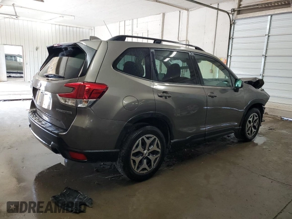 2021 Subaru Forester Premium with VIN JF2SKAFC0MH426404, listed as a Copart auction lot 63286055 with 86,993 mi miles and Salvage title. Bid and sale history available at DreamBid. Image 3.