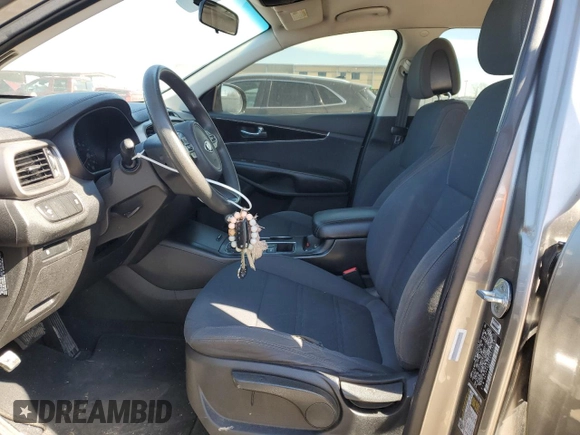 2016 Kia Sorento LX with VIN 5XYPG4A32GG015033, listed as a Copart auction lot 45699595 with 146,825 mi miles and Salvage Title. Bid and sale history available at carsss.com. Image 7.