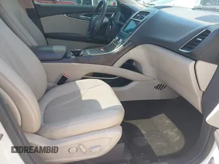 2016 Lincoln MKX Reserve with VIN 2LMTJ8LR6GBL66332, listed as a IAAI auction lot 41932408 with 75,306 mi miles and . Bid and sale history available at DreamBid. Image 5.