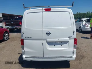 2017 Nissan NV200 S z VIN 3N6CM0KN1HK704834, wystawiony jako IAAI lot #42131870 z przebiegiem 145 536 mil mil oraz . Historia ofert i sprzedaży dostępna na DreamBid. Obrazek 17.