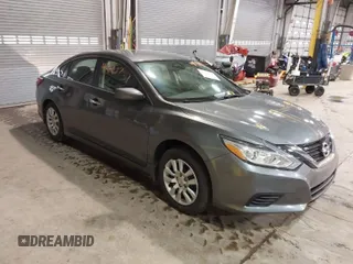 2017 Nissan Altima 2.5 SV with VIN 1N4AL3AP2HC493804, listed as a IAAI auction lot 41520731 with 70,043 mi miles. Bid and sale history available at carsss.com. Image 1.