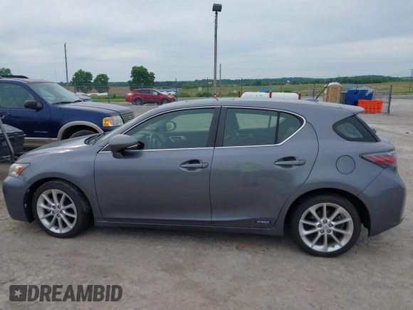 2012 Lexus CT 200h z VIN JTHKD5BH1C2063001, wystawiony jako IAAI lot #42329916 z przebiegiem 123 097 mil mil oraz . Historia ofert i sprzedaży dostępna na DreamBid. Obrazek 14.