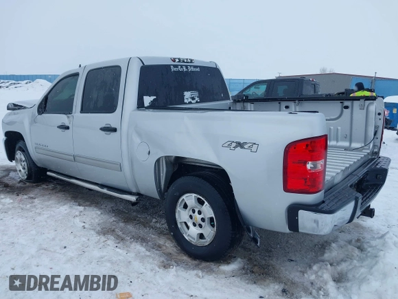 2013 Chevrolet Silverado 1500 LT with VIN 3GCPKSE72DG164006, listed as a IAAI auction lot 41483800 with 126,105 mi miles. Bid and sale history available at carsss.com. Image 3.