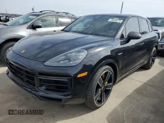 2021 Porsche Cayenne with VIN WP1AH2AY6MDA38066, listed as a Copart auction lot 44646275 with 24,178 mi miles and Salvage title. Bid and sale history available at DreamBid. Image 1.