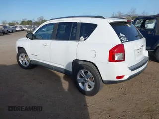 2011 Jeep Compass with VIN 1J4NT1FA5BD289644, listed as a IAAI auction lot 41320876 with 149,938 mi miles. Bid and sale history available at carsss.com. Image 3.