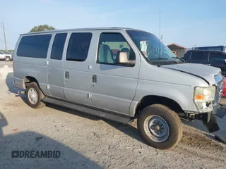 2008 Ford Econoline Passenger XL z VIN 1FBNE31LX8DA80014, wystawiony jako IAAI lot #42183949 z przebiegiem 130 092 mil mil oraz . Historia ofert i sprzedaży dostępna na DreamBid. Obrazek 1.