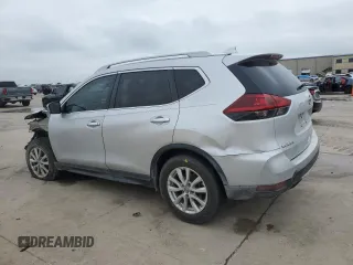 2020 Nissan Rogue S z VIN 5N1AT2MT6LC711311, wystawiony jako Copart lot #54567145 z przebiegiem 77 417 mil mil oraz Szkoda całkowita • Salvage title. Historia ofert i sprzedaży dostępna na DreamBid. Obrazek 2.