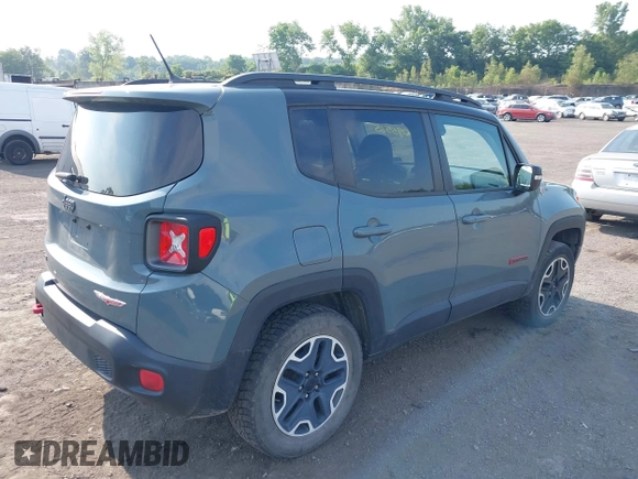2016 Jeep Renegade Trailhawk z VIN ZACCJBCT8GPC66771, wystawiony jako IAAI lot #42666893 z przebiegiem 69 989 mil mil oraz . Historia ofert i sprzedaży dostępna na DreamBid. Obrazek 4.