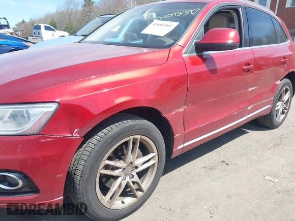 2014 Audi Q5 Premium Plus z VIN WA1LFAFP0EA035171, wystawiony jako IAAI lot #42093397 z przebiegiem 144 109 mil mil oraz . Historia ofert i sprzedaży dostępna na DreamBid. Obrazek 6.