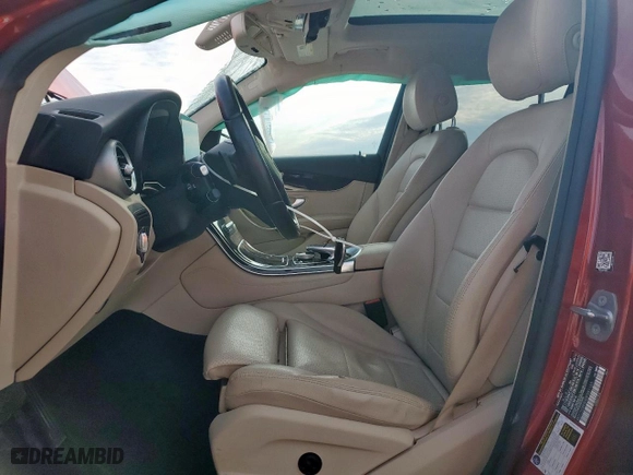 2016 Mercedes-Benz GLC with VIN WDC0G4KB9GF081163, listed as a Copart auction lot 46718455 with 95,294 mi miles and Salvage Title. Bid and sale history available at carsss.com. Image 7.