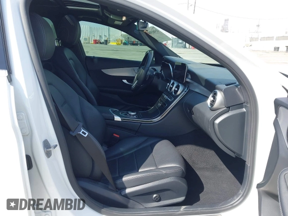 2021 Mercedes-Benz C 300 with VIN W1KWF8DB9MR611445, listed as a IAAI auction lot 41960300 with 32,862 mi miles and . Bid and sale history available at DreamBid. Image 5.