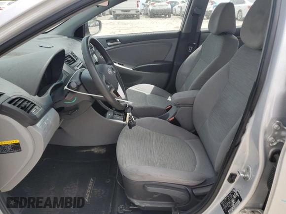 2016 Hyundai Accent SE z VIN KMHCT4AE8GU049032, wystawiony jako Copart lot #56500625 z przebiegiem 131 952 mil mil oraz Szkoda całkowita • Salvage title. Historia ofert i sprzedaży dostępna na DreamBid. Obrazek 7.