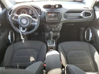 2018 Jeep Renegade Latitude z VIN ZACCJBBB5JPJ45726, wystawiony jako Copart lot #55466295 z przebiegiem 127 950 mil mil oraz Szkoda całkowita • Salvage title. Historia ofert i sprzedaży dostępna na DreamBid. Obrazek 8.
