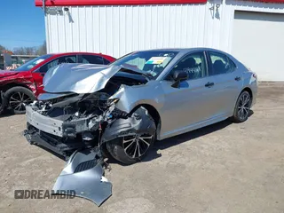 2018 Toyota Camry LE with VIN JTNB11HK5J3024114, listed as a IAAI auction lot 41922818 with 96,348 mi miles. Bid and sale history available at carsss.com. Image 2.