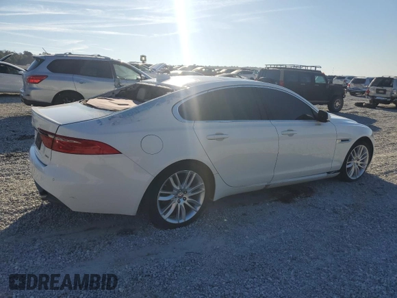 2016 Jaguar XF 35t Prestige with VIN SAJBE4BV5GCY02953, listed as a Copart auction lot 76556244 with 86,993 mi miles and Salvage Title. Bid and sale history available at carsss.com. Image 3.