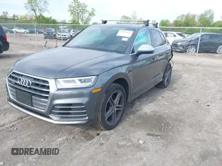 2019 Audi SQ5 Premium с VIN WA1A4AFYXK2025887, выставлен на аукционе IAAI как лот 42225112 с пробегом 68 154 миль миль и . История ставок и продаж доступна на DreamBid. Изображение 2.