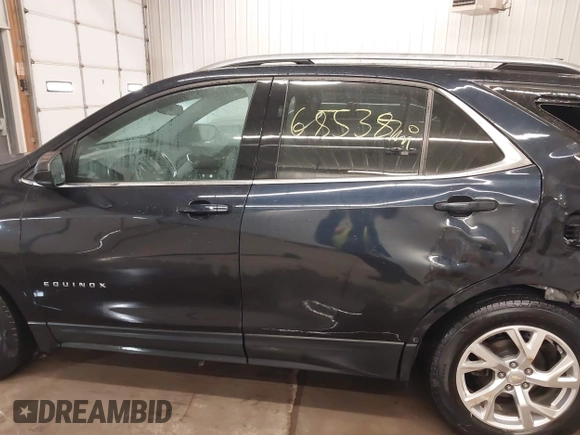 2020 Chevrolet Equinox LT with VIN 2GNAXLEX1L6206969, listed as a IAAI auction lot 40982322 with 68,538 mi miles. Bid and sale history available at carsss.com. Image 14.