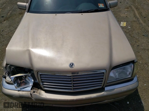 2000 Mercedes-Benz C 230/260/280/320 z VIN WDBHA29G8YA784170, wystawiony jako Copart lot #60810054 z przebiegiem Nie podano mil oraz Szkoda całkowita • Salvage title. Historia ofert i sprzedaży dostępna na DreamBid. Obrazek 11.