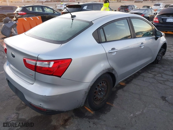 2016 Kia Rio LX with VIN KNADM4A30G6620342, listed as a IAAI auction lot 41756184 with 71,555 mi miles. Bid and sale history available at carsss.com. Image 4.