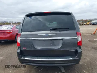 2016 Chrysler Town & Country Limited Platinum with VIN 2C4RC1GG8GR120023, listed as a IAAI auction lot 40808283 with 162,560 mi miles. Bid and sale history available at carsss.com. Image 16.