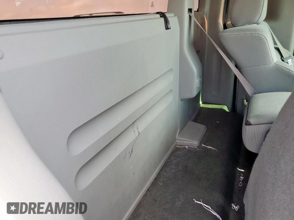 2007 Ford F-150 XL with VIN 1FTRF12247KB92953, listed as a Copart auction lot 61055325 with 79,947 mi miles and Salvage title. Bid and sale history available at DreamBid. Image 10.