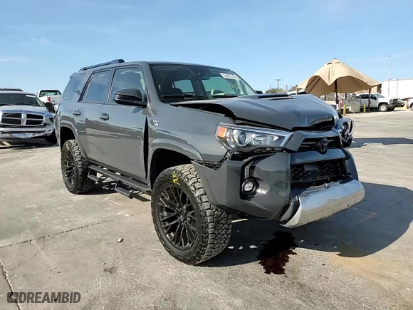 2024 Toyota 4Runner TRD Off Road with VIN JTEPU5JR5R6273440, listed as a Copart auction lot 68060194 with 4,360 mi miles and Salvage Title. Bid and sale history available at carsss.com. Image 12.