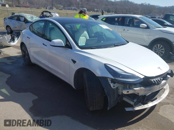 2021 Tesla Model 3 Long Range z VIN 5YJ3E1EB0MF860289, wystawiony jako IAAI lot #41771854 z przebiegiem 190 892 mil mil oraz . Historia ofert i sprzedaży dostępna na DreamBid. Obrazek 1.