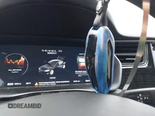 2018 Tesla Model S 75D with VIN 5YJSA1E24JF259874, listed as a IAAI auction lot 41921382 with 82,182 mi miles and . Bid and sale history available at DreamBid. Image 11.