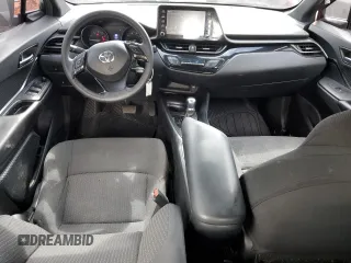 2019 Toyota C-HR XLE with VIN NMTKHMBX8KR092279, listed as a Copart auction lot 71925714 with 95,582 mi miles and Salvage Title. Bid and sale history available at DreamBid. Image 8.