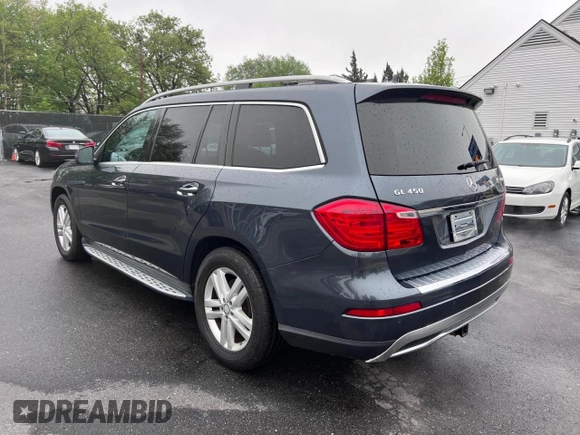 2013 Mercedes-Benz GL 450 z VIN 4JGDF7CE1DA247796, wystawiony jako Copart lot #59948105 z przebiegiem 133 542 mil mil oraz Czysty tytuł • Clean title. Historia ofert i sprzedaży dostępna na DreamBid. Obrazek 3.