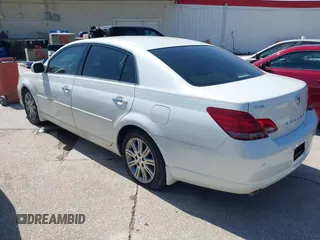 2008 Toyota Avalon XL with VIN 4T1BK36B28U260560, listed as a IAAI auction lot 41974416 with Not Provided miles. Bid and sale history available at carsss.com. Image 3.